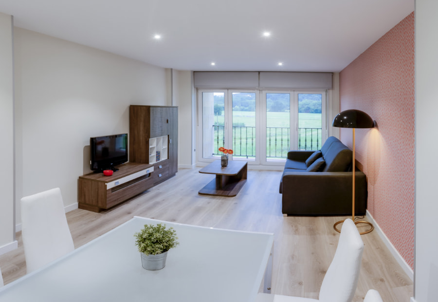 Apartamentos 2 dormitorios 5 Salón comedor totalmente equipado y con salida al balcón