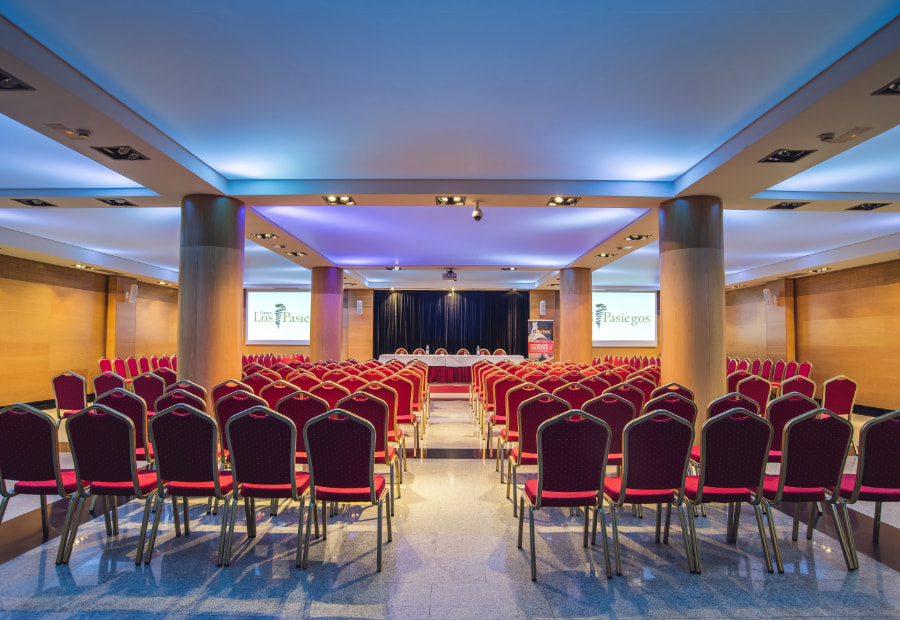 Hotel Villa Pasiega Salón de actos totalmente equipado