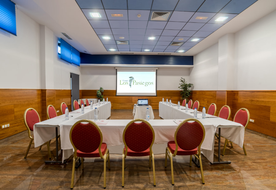 Hotel Villa Pasiega Salón de actos totalmente equipado