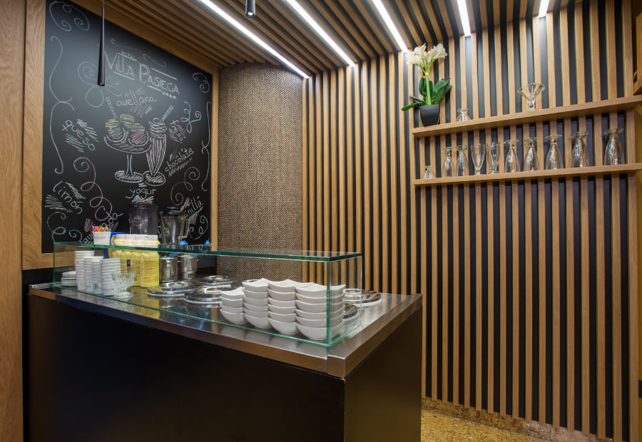 Villa Pasiega Hoznayo Image of the Villa Pasiega cafeteria in Hoznayo